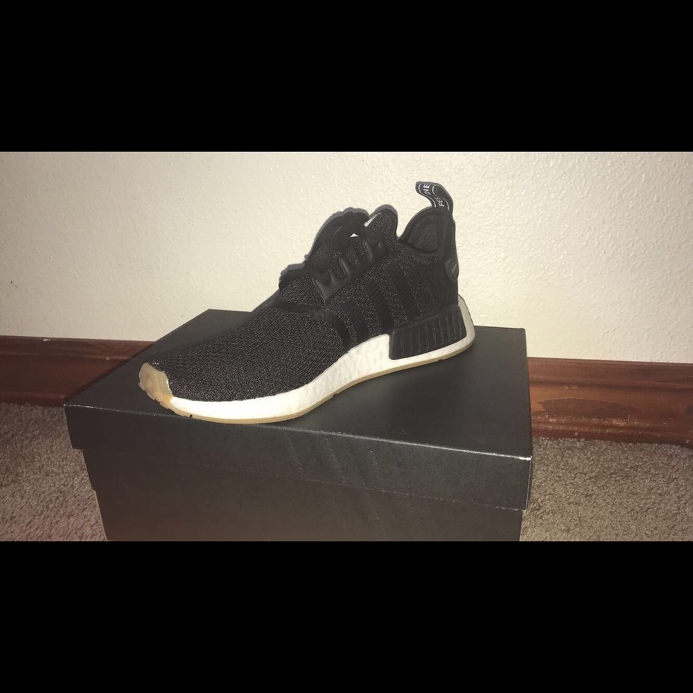 ADIDAS NMDS!!!!! Really cheap !!! - Picture 3 of 4